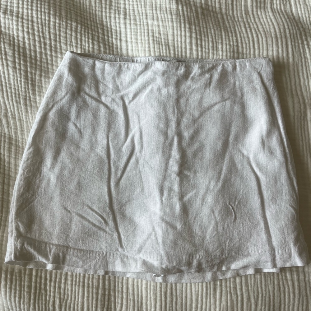 Abercrombie & Fitch White Mini Skirt